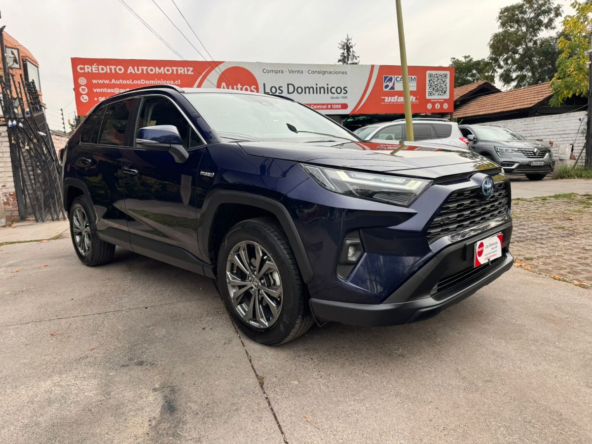 TOYOTA RAV 4 HIBRIDO BENCINA AUT 2024 FULL AIRE - FULL MOTOR