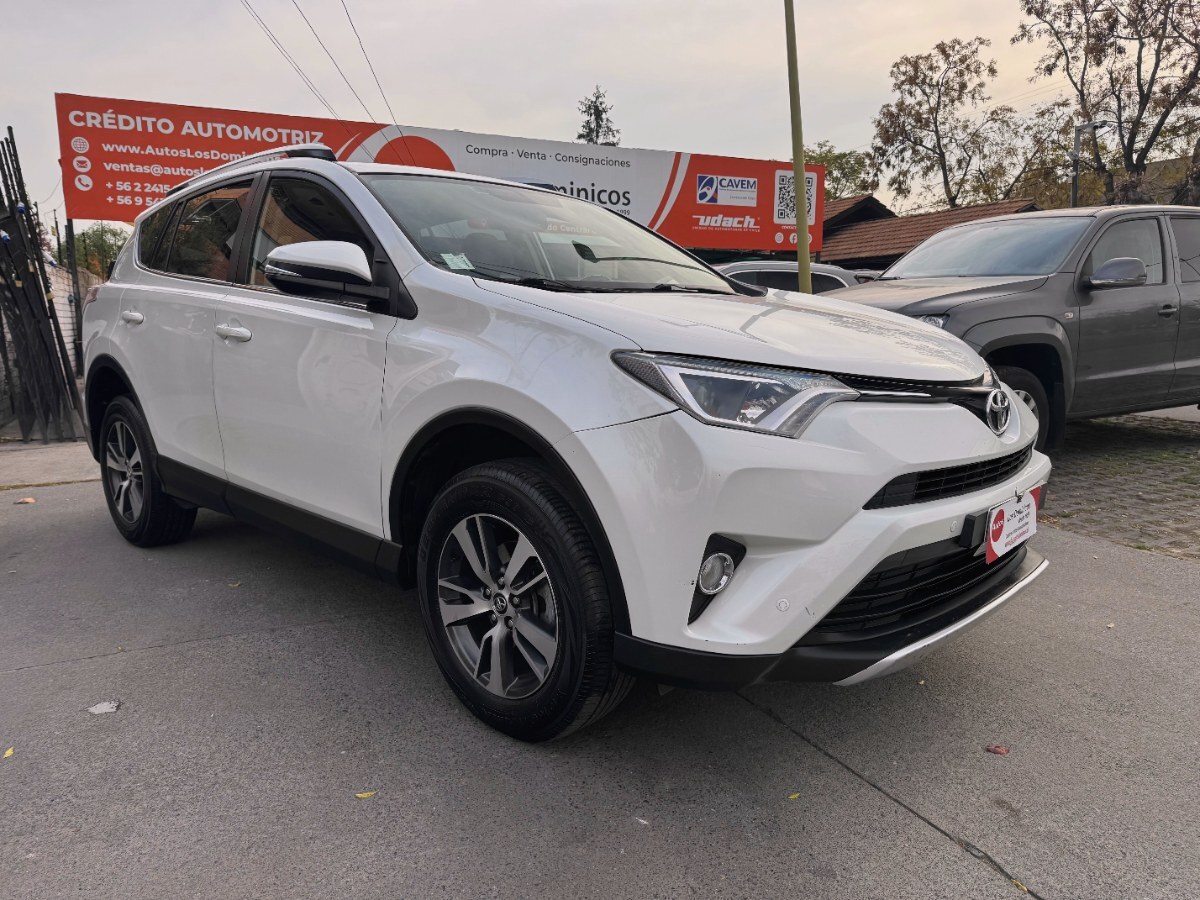 TOYOTA RAV 4 2.5 AUTOMATICA CARPLEY 2016 SUPER LUJO UN DUEÑO - FULL MOTOR