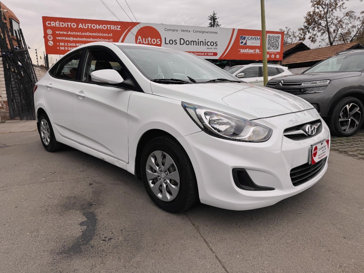 HYUNDAI ACCENT GL 1.6 AUTOMATICO FULL AIRE AIRBAG 2015 VER EN LAS CONDES - FULL MOTOR