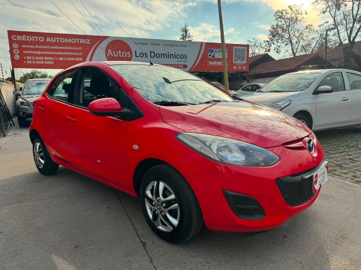 MAZDA 2 1.5 mecanico 2015 SPORT BENCINA - FULL MOTOR