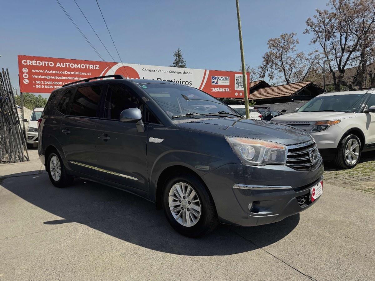 SSANGYONG STAVIC MECANICA 2014 6 VELOCIDADES FULL AURE DVD SOLO 85000 KM - FULL MOTOR