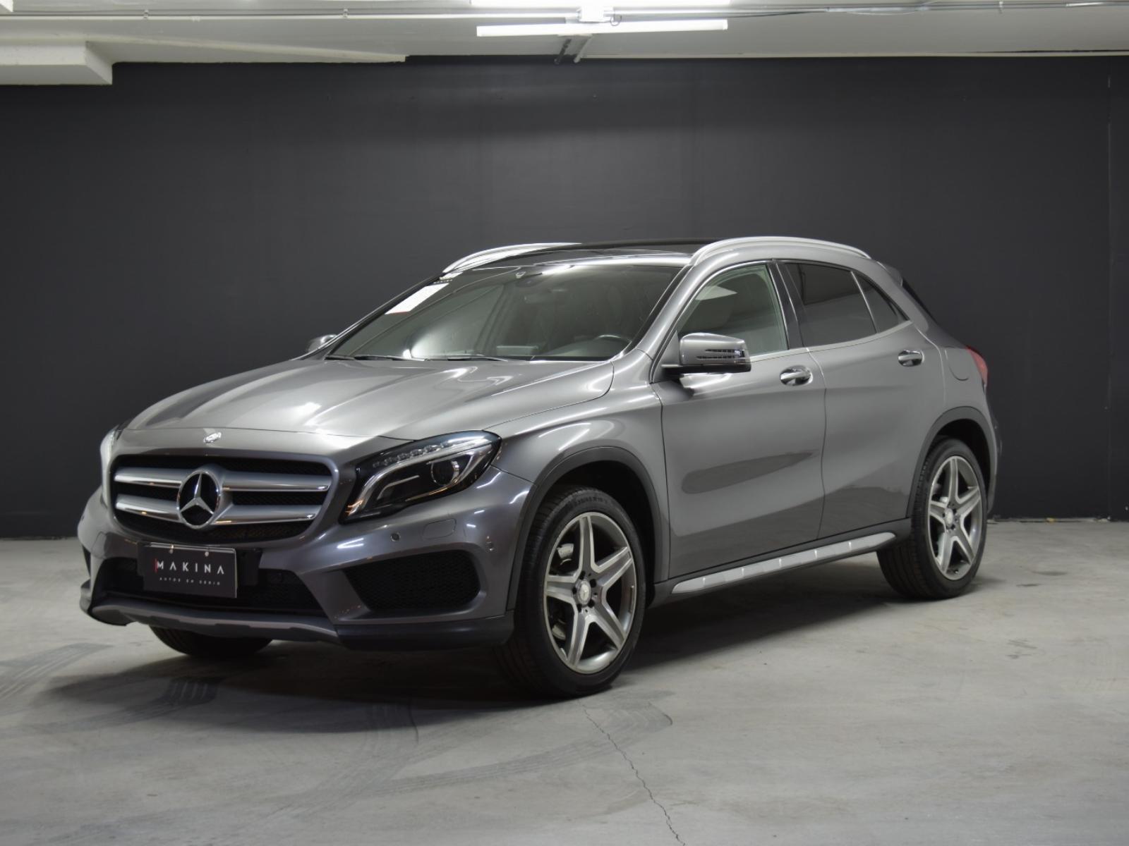 MERCEDES-BENZ GLA 250 REAL OPORTUNIDAD 2015 SOLO 70.000 KILOMETROS - MAKINA AUTOS