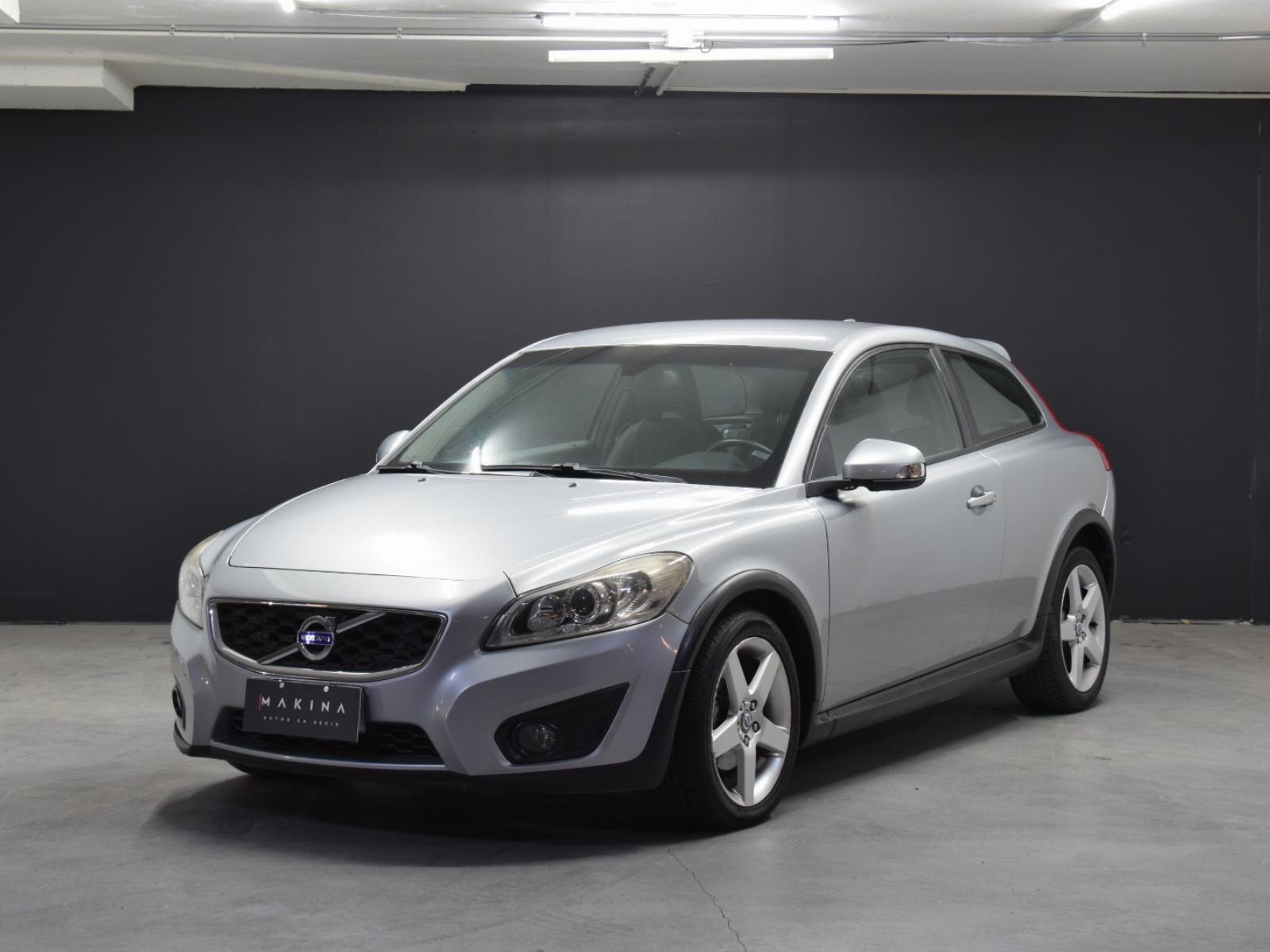 VOLVO C30 POCOS KILOMETROS 2013 REALMENTE NUEVO - MAKINA AUTOS