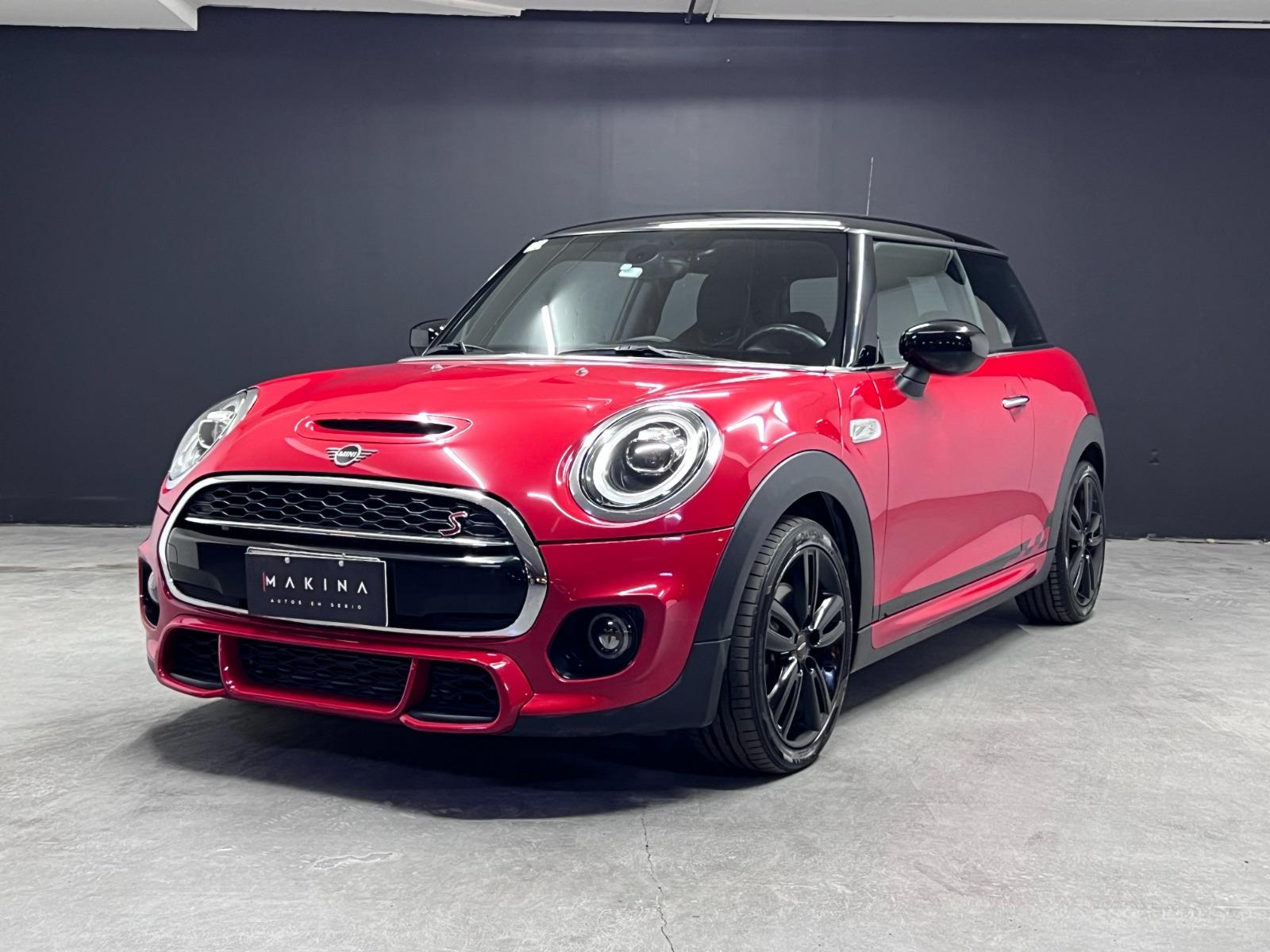 MINI COOPER S LOOK JCW 2020 SOLO 24.000 KILOMETROS - MAKINA AUTOS