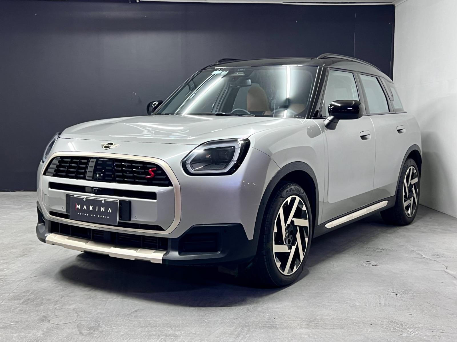 MINI COUNTRYMAN S CONFIGURADO ESPECIAL 2024 VARIOS EXTRAS DE FABRICA - FULL MOTOR