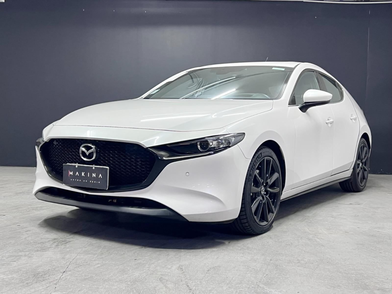 MAZDA 3 GTX UNICO DUENO MANTENCIONES COMPLETAS 2022 REALMENTE NUEVO - 