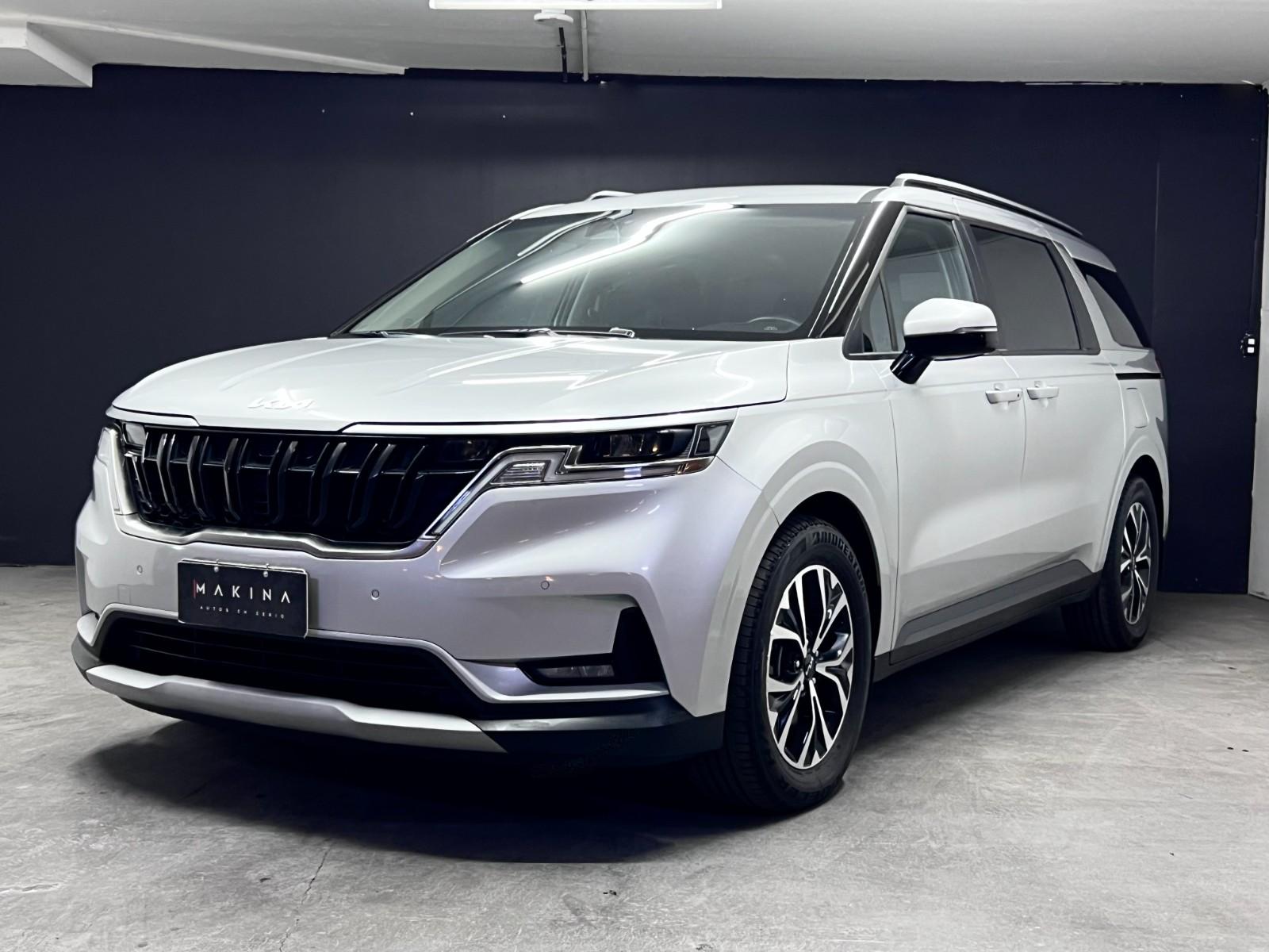 KIA CARNIVAL EX REAL OPORTUNIDAD 2023 MANTENCIONES COMPLETAS - 