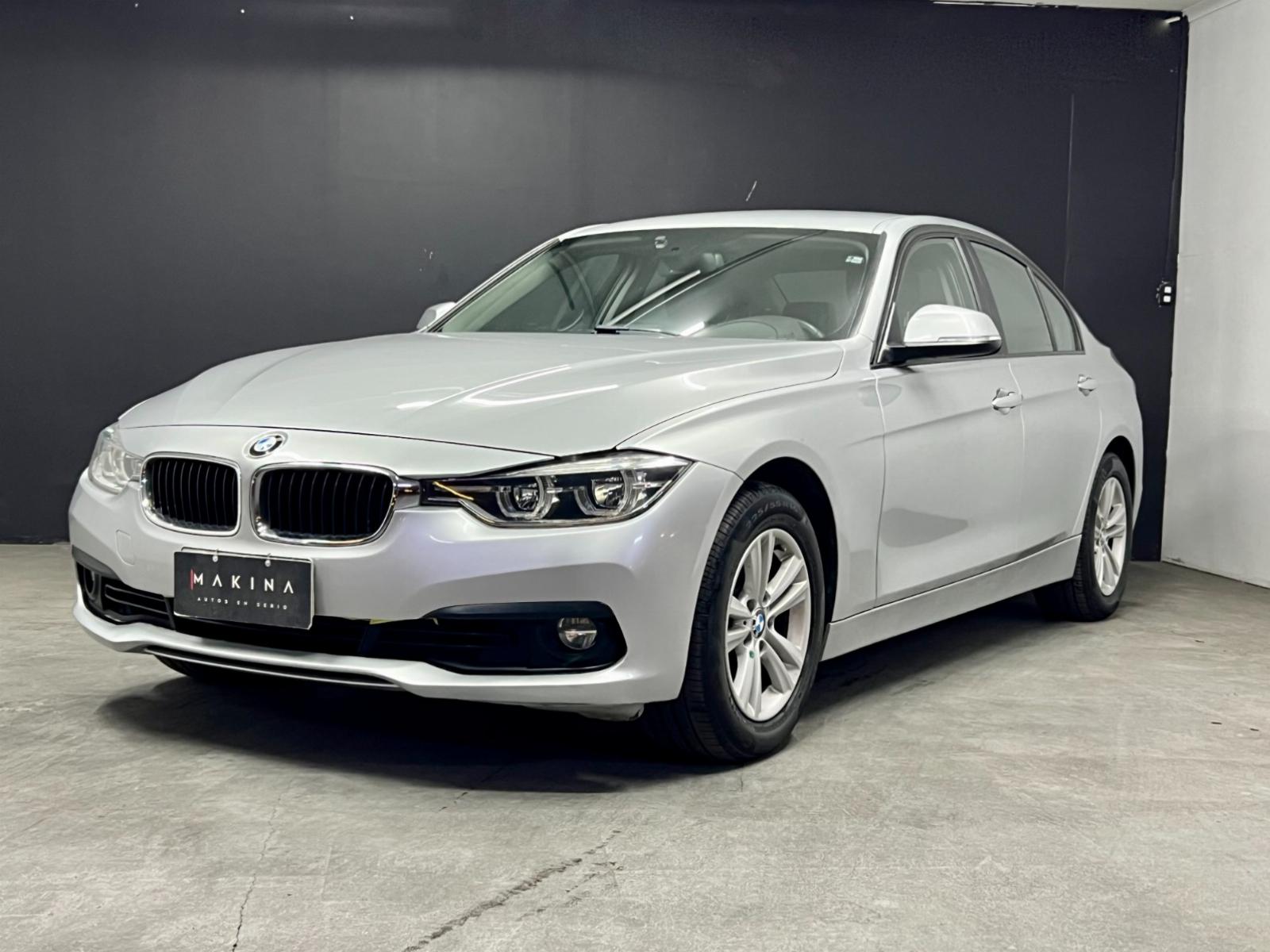BMW 318IA REAL OPORTUNIDAD 2017 POCOS KILOMETROS - MAKINA AUTOS
