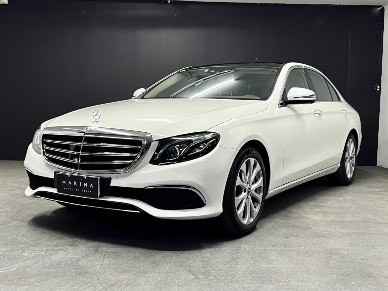 MERCEDES-BENZ E400 MAXIMO EQUIPO 2018 REALMENTE NUEVO - MAKINA AUTOS