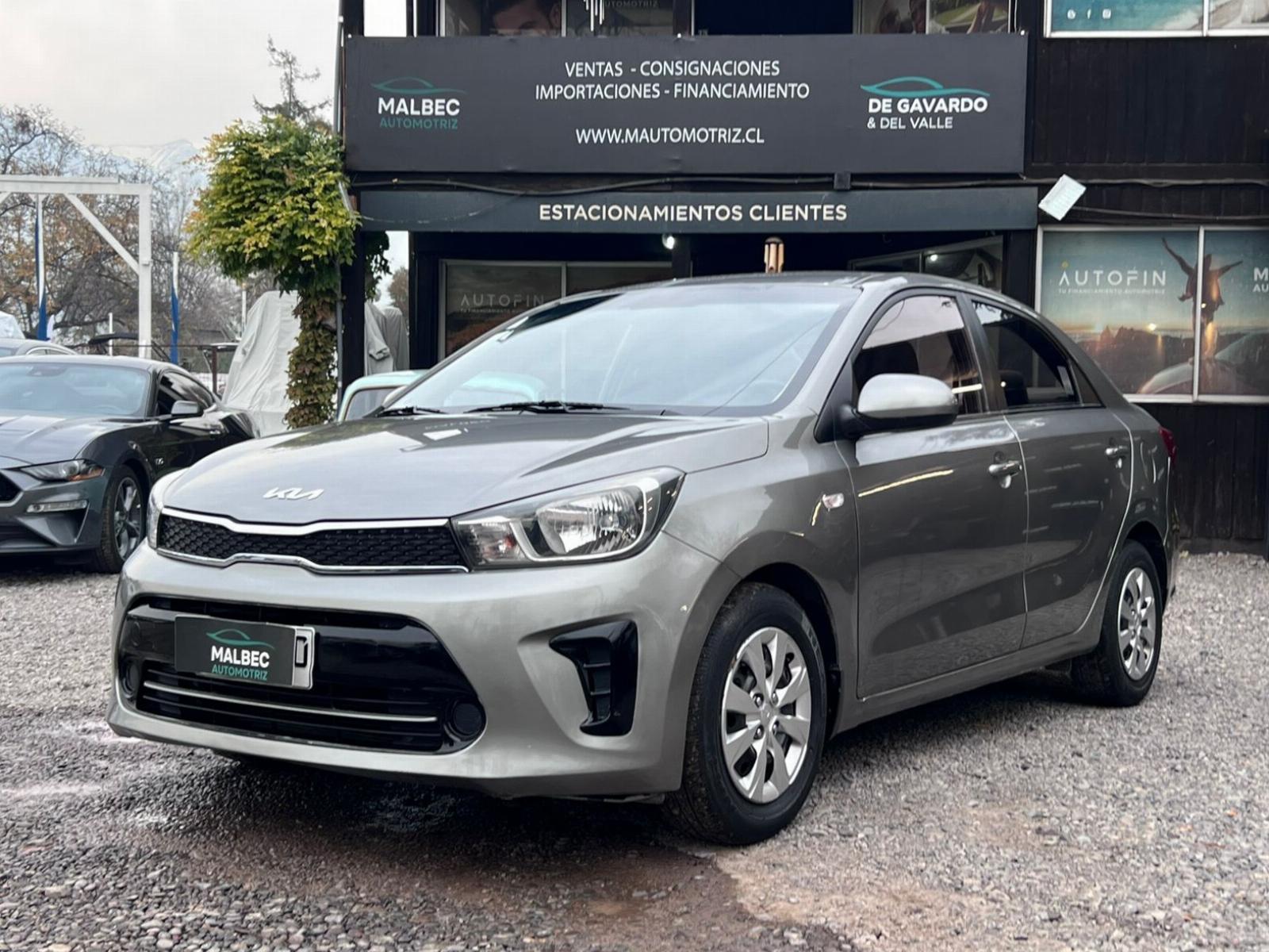 KIA SOLUTO LX 1.4 MT 2022 ÚNICO DUEÑO - MALBEC AUTOMOTRIZ