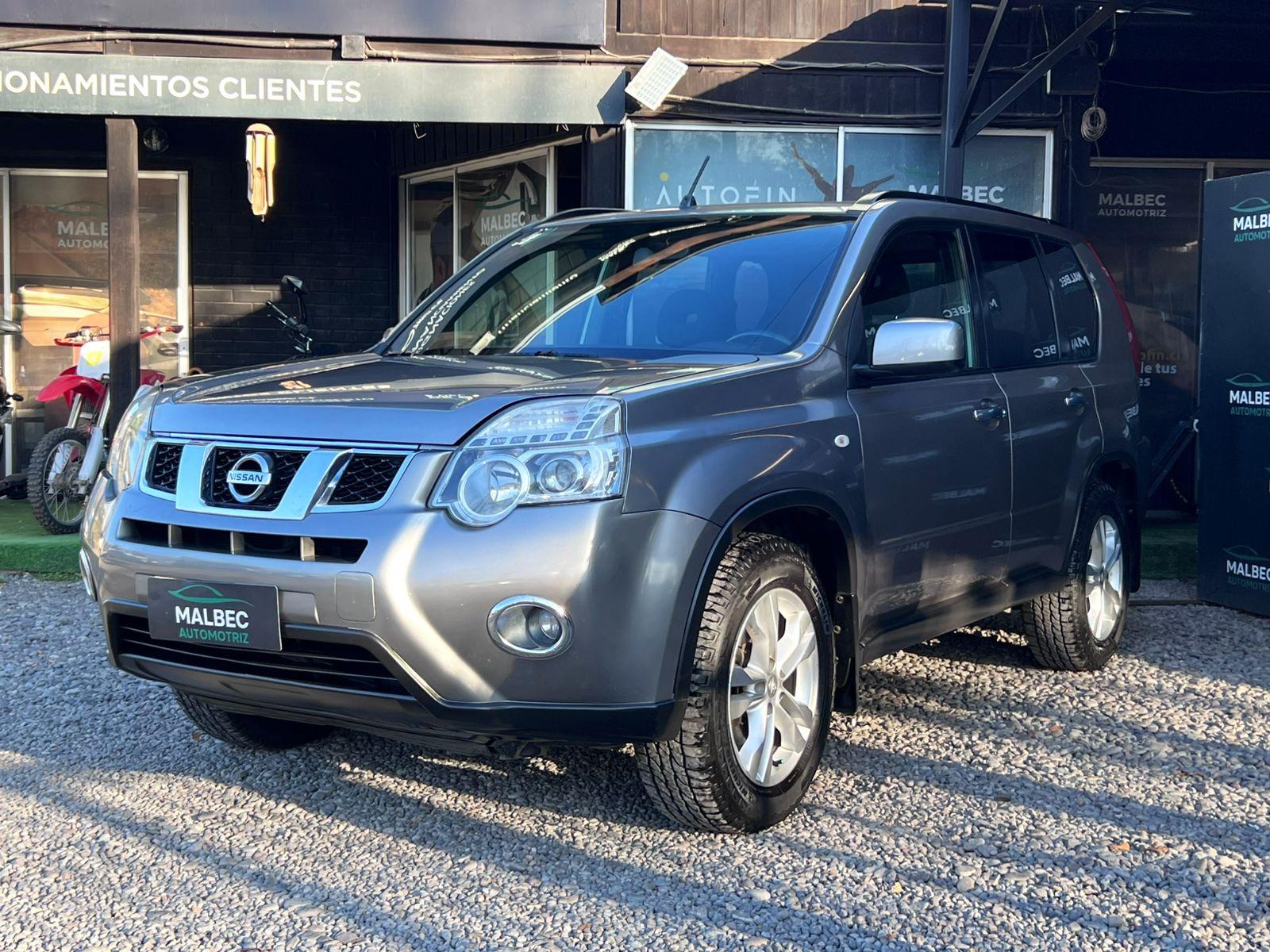 NISSAN X-TRAIL 2.5 4X4 2012 UN DUEÑO MANTENIMIENTO EN LA MARCA - MALBEC AUTOMOTRIZ