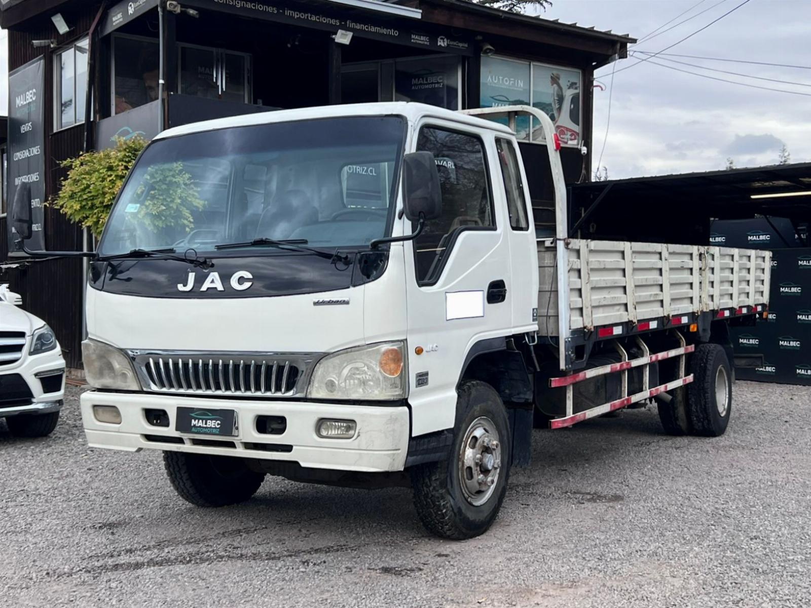JAC HFC 1083  2011  - 