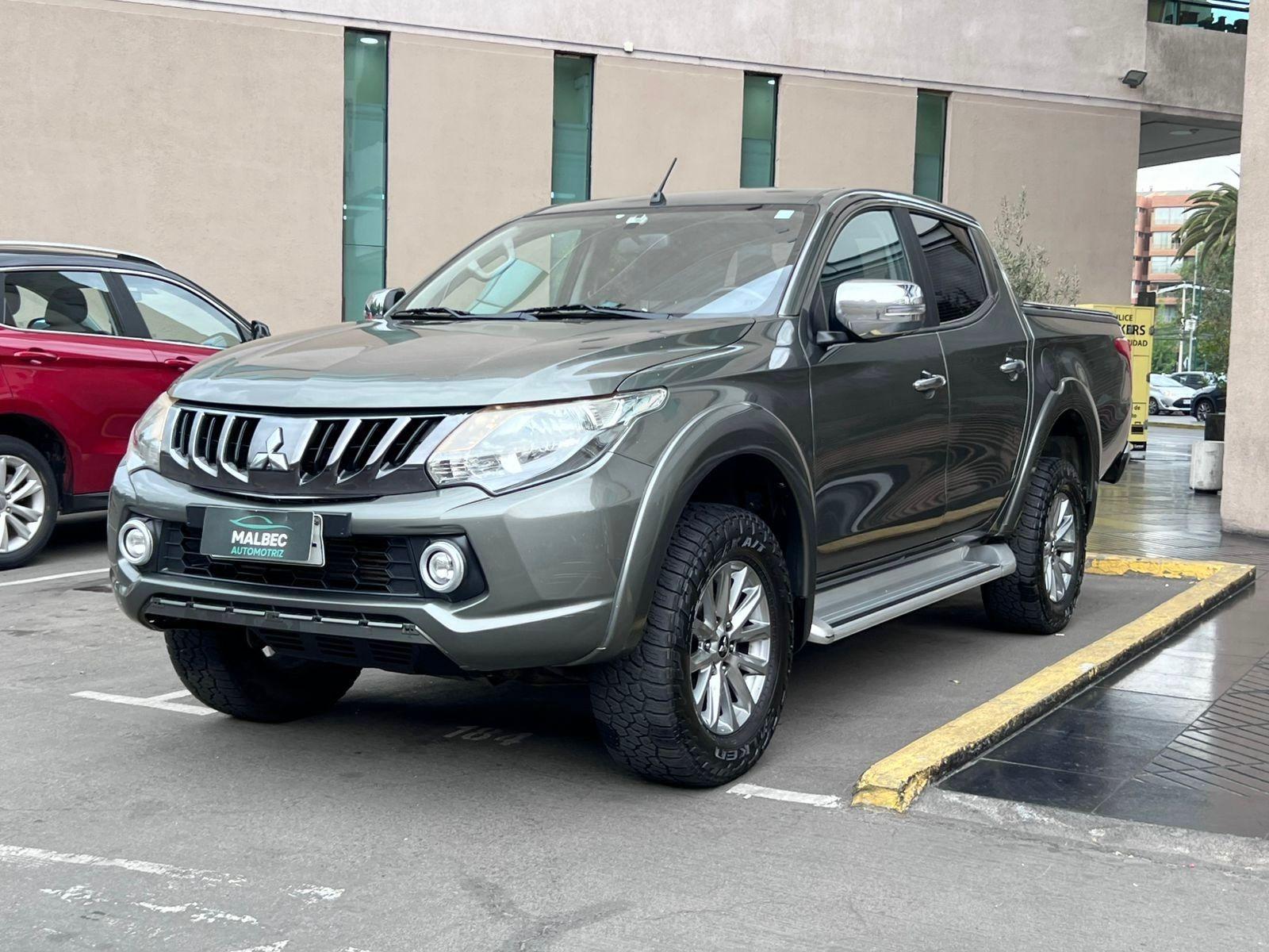 MITSUBISHI L200 DAKAR CRS 4x4 MT 2018 UN DUEÑO MANTENIMIENTO AL DÍA - FULL MOTOR
