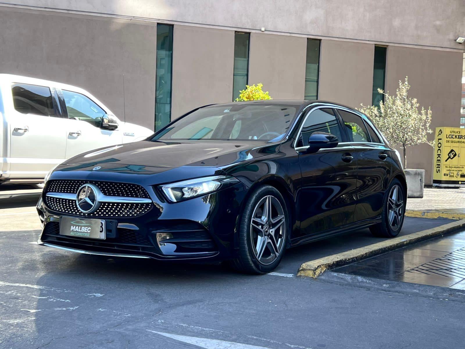 MERCEDES-BENZ A200 LOOK AMG 1.3 2019 MANTENIMIENTO EN LA MARCA UN DUEÑO - FULL MOTOR