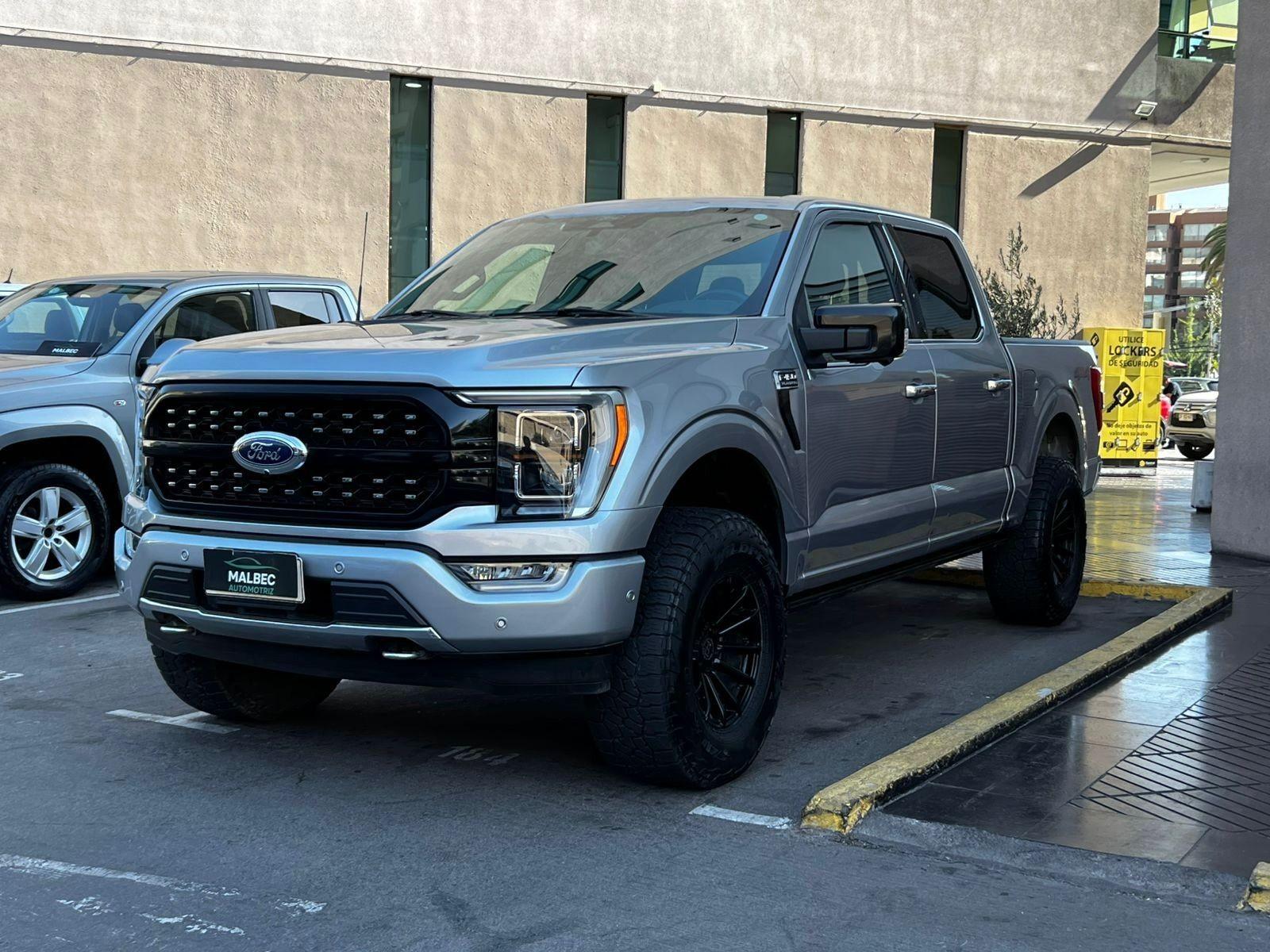 FORD F-150 PLATINUM 3.5 2023 UN DUEÑO MANTENIMIENTO EN LA MARCA - FULL MOTOR