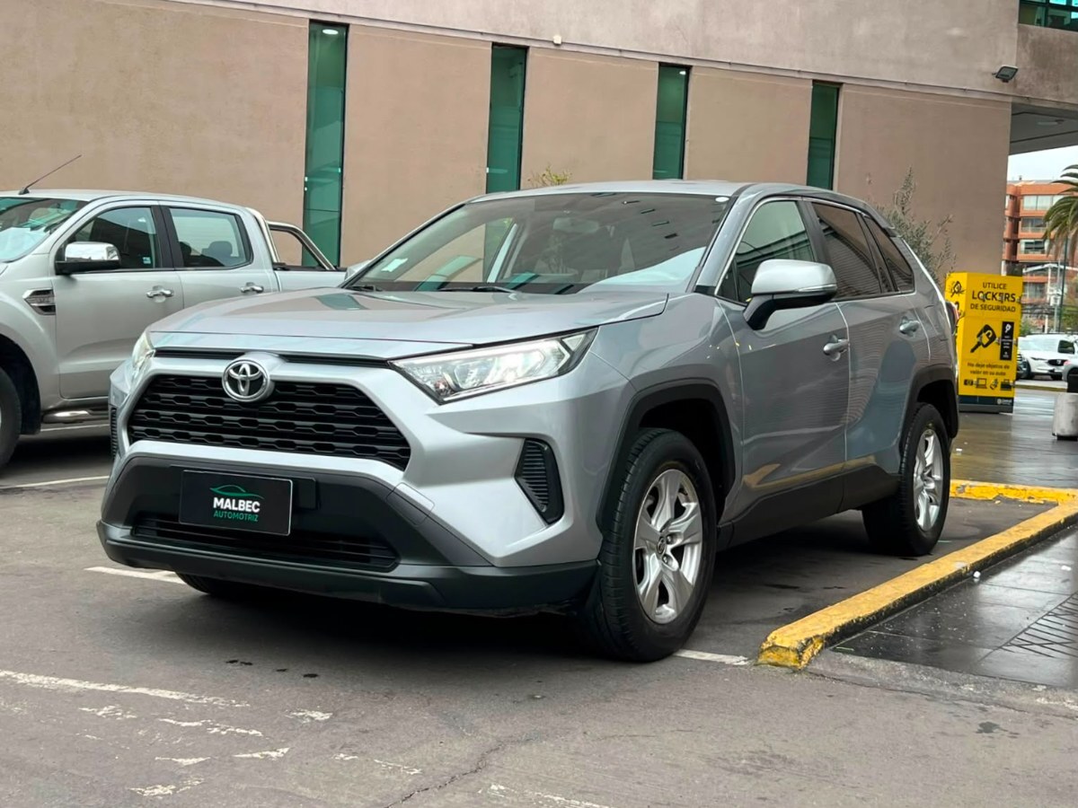 TOYOTA RAV 4 LE 2.0 4X2 MT 2020 - FULL MOTOR
