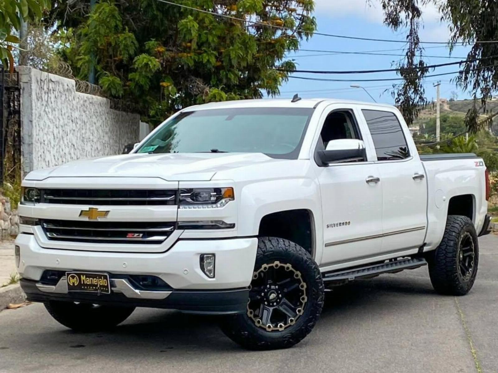 CHEVROLET SILVERADO LTZ 4WD 2018 ¨DISPONIBLE¨ - FULL MOTOR