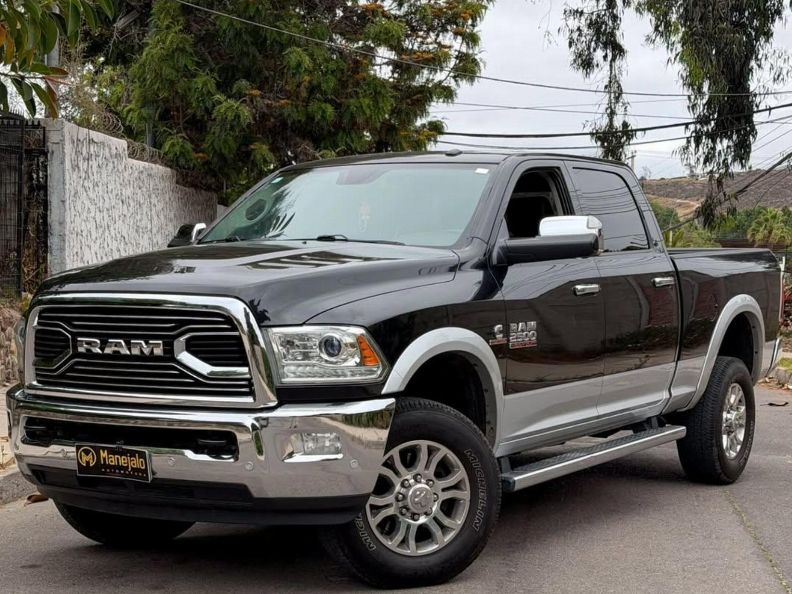 DODGE RAM 2500 LARAMIE CUMMINS 6.7 2019 ¨DISPONIBLE¨ - FULL MOTOR