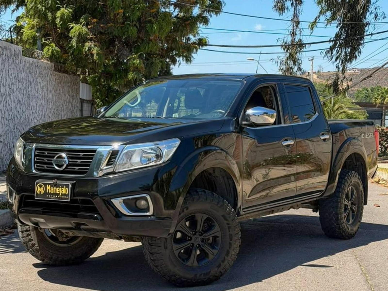 NISSAN NP300 4x4 MT 2.3 2018 ¨DISPONIBLE¨ - FULL MOTOR