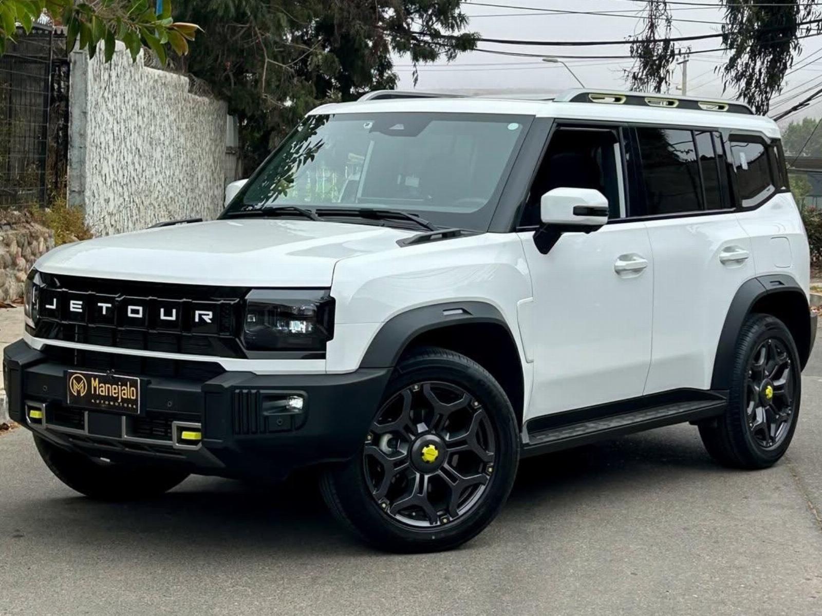 JETOUR T2 AWD LIMITED 2.0L 2025  - Manejalo Automotora