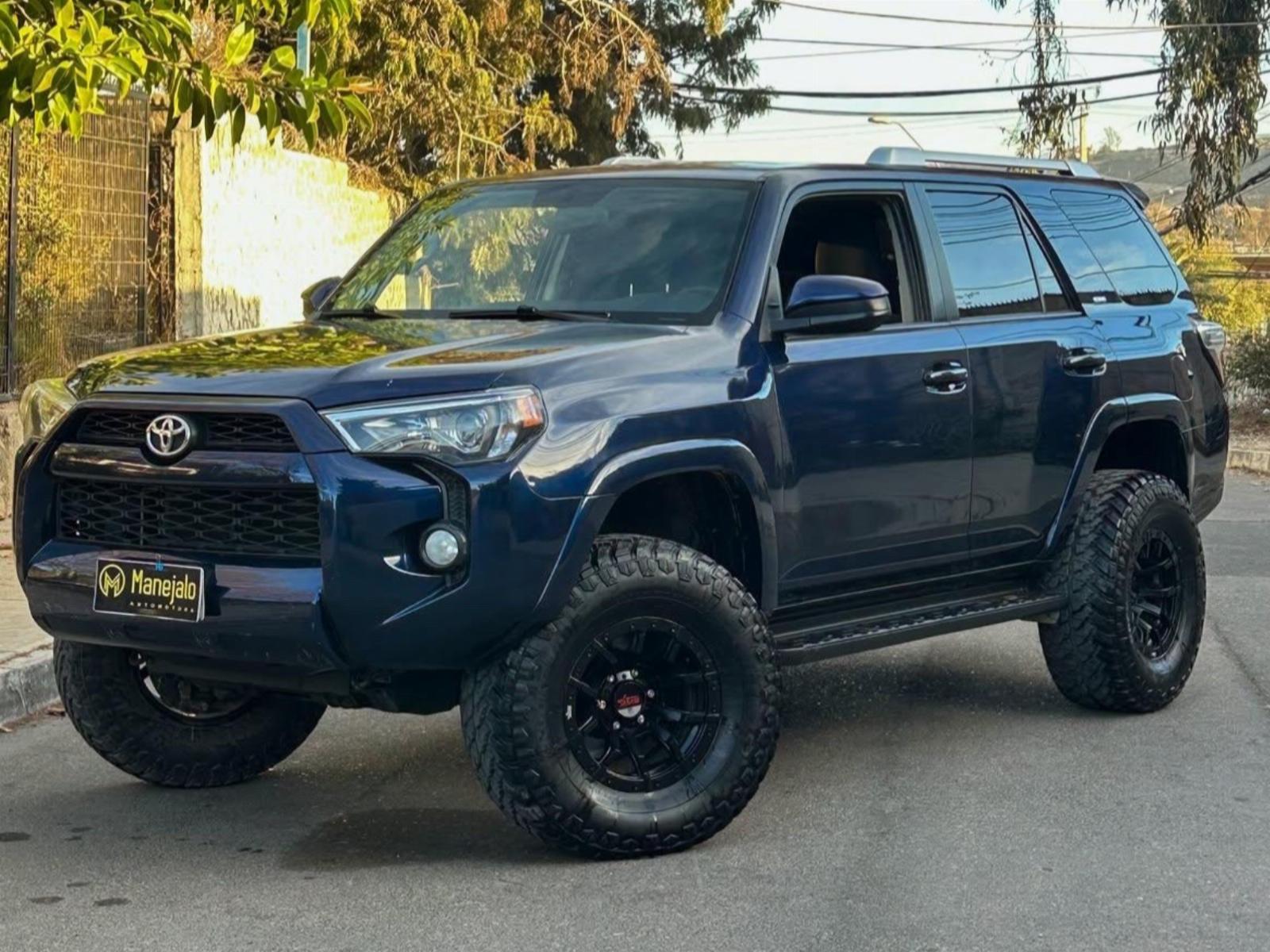 TOYOTA 4 RUNNER SR5 4.0 V6 2016  - Manejalo Automotora