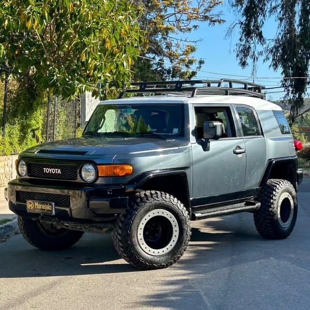 TOYOTA FJ CRUISER 4.0 V6 2009 DISPONIBLE - FULL MOTOR