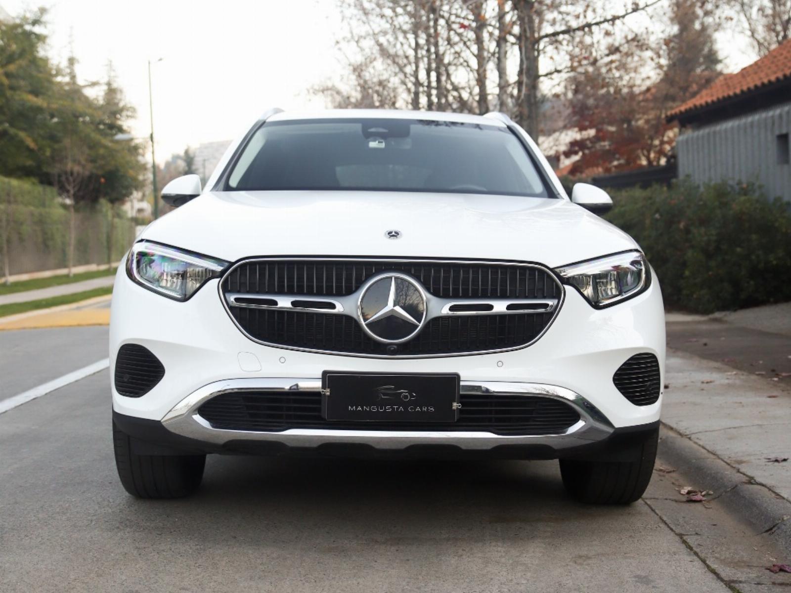 MERCEDES-BENZ GLC 200 2.0 AUT 4MATIC 2023 Mantenciones en Concesionario - 