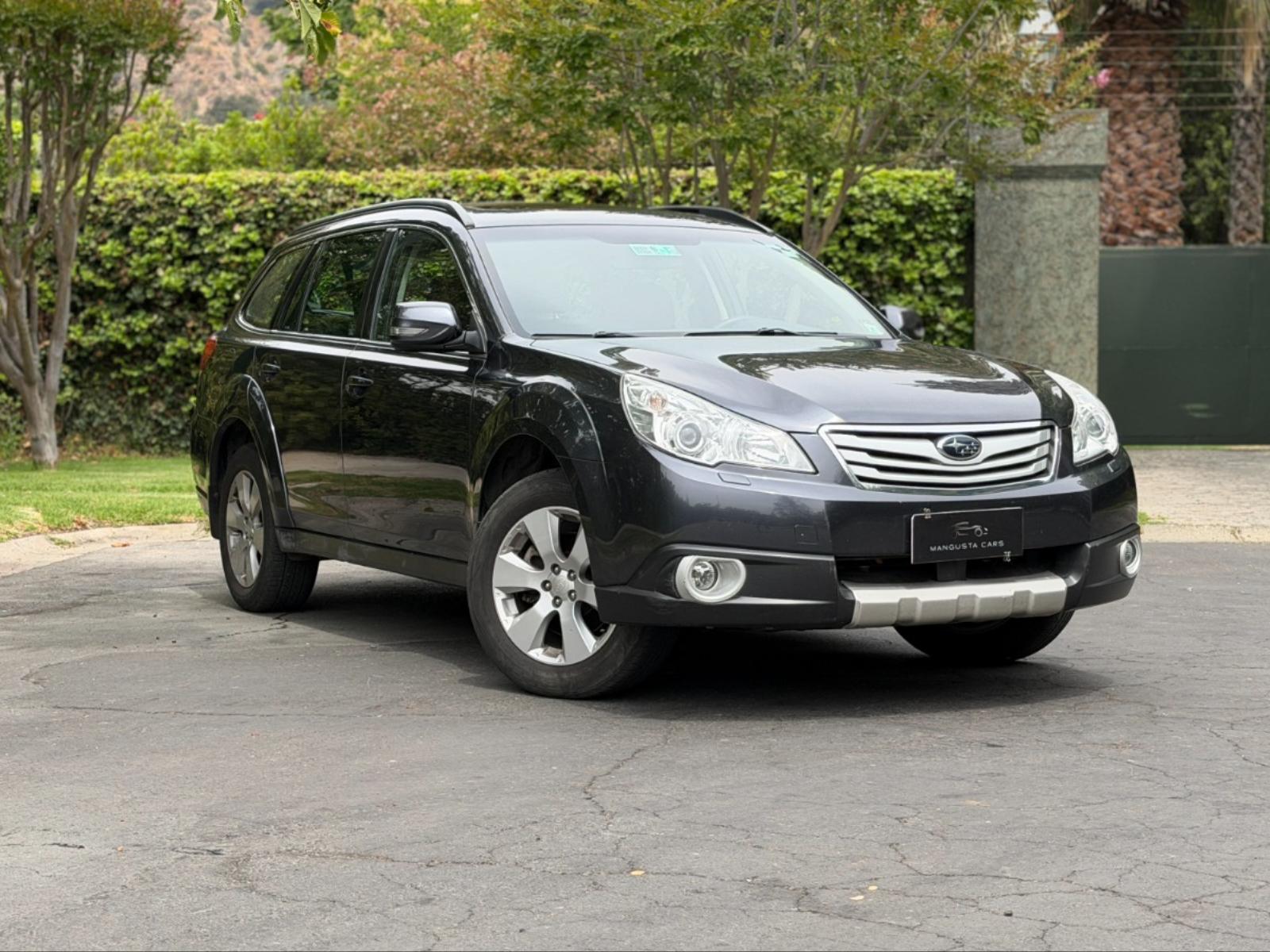 SUBARU OUTBACK Limited 3.6 R AWD SI DRIVE 2010 Bajos Kms / Excelente estado - FULL MOTOR