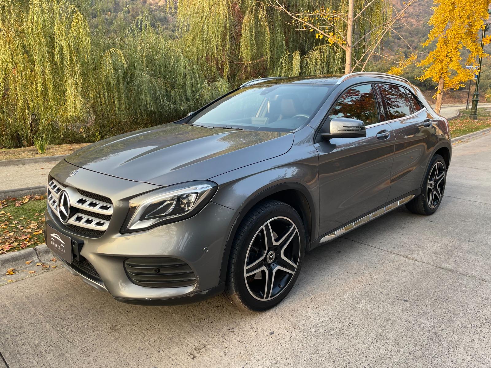 MERCEDES-BENZ GLA 250 HB 2.0 2019 UNICA DUENA, MANTENCIONES EN LA MARCA - FULL MOTOR