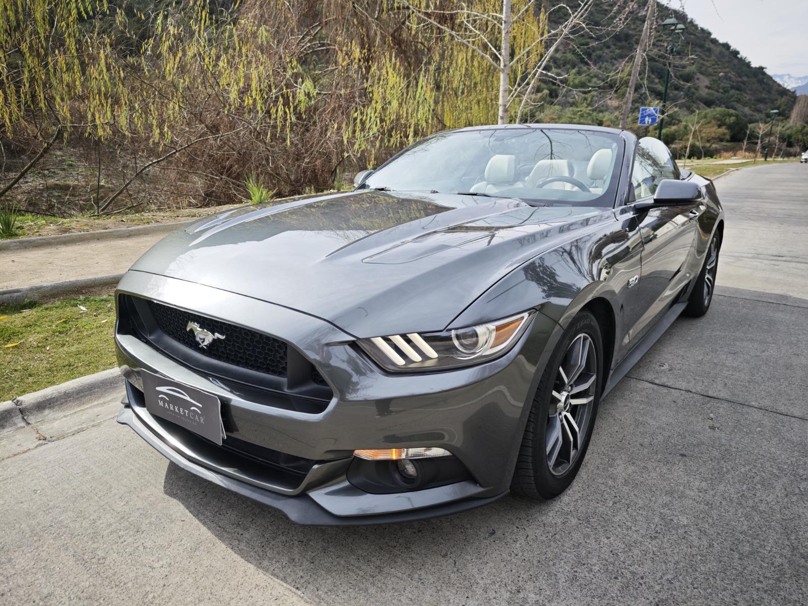 FORD MUSTANG GT 5.0 Cabrio 2016 UNICO DUENO, MANTENCIONES EN LA MARCA - FULL MOTOR
