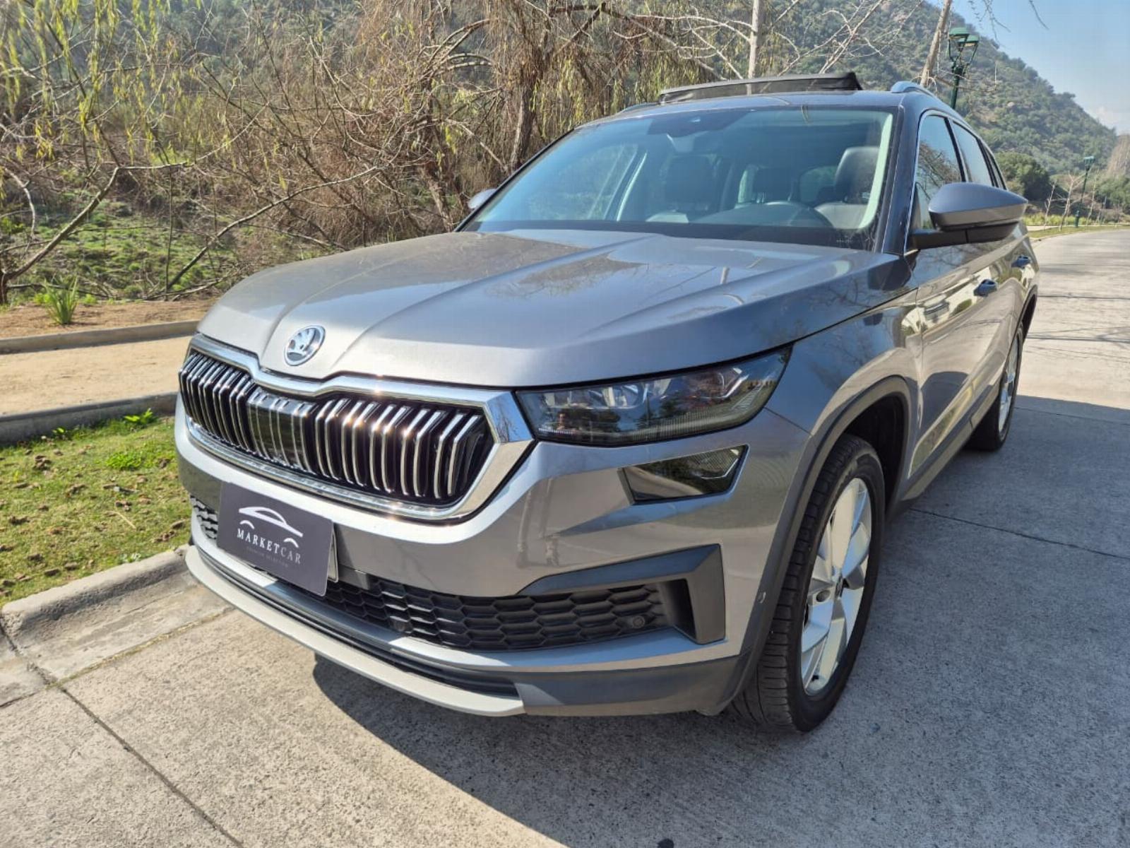 SKODA KODIAQ Style 4x4 2023 UNICA DUENA, MANTENCIONES EN LA MARCA - 