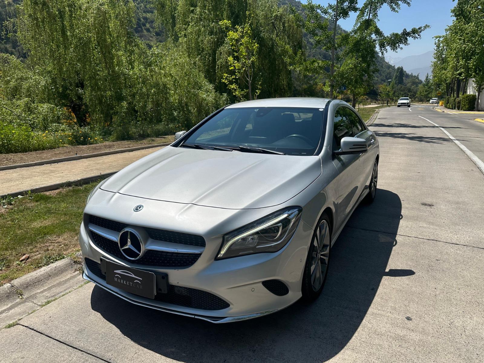 MERCEDES-BENZ CLA 180 CLA 180 2020 DOS DUENOS, POCOS KMS - FULL MOTOR