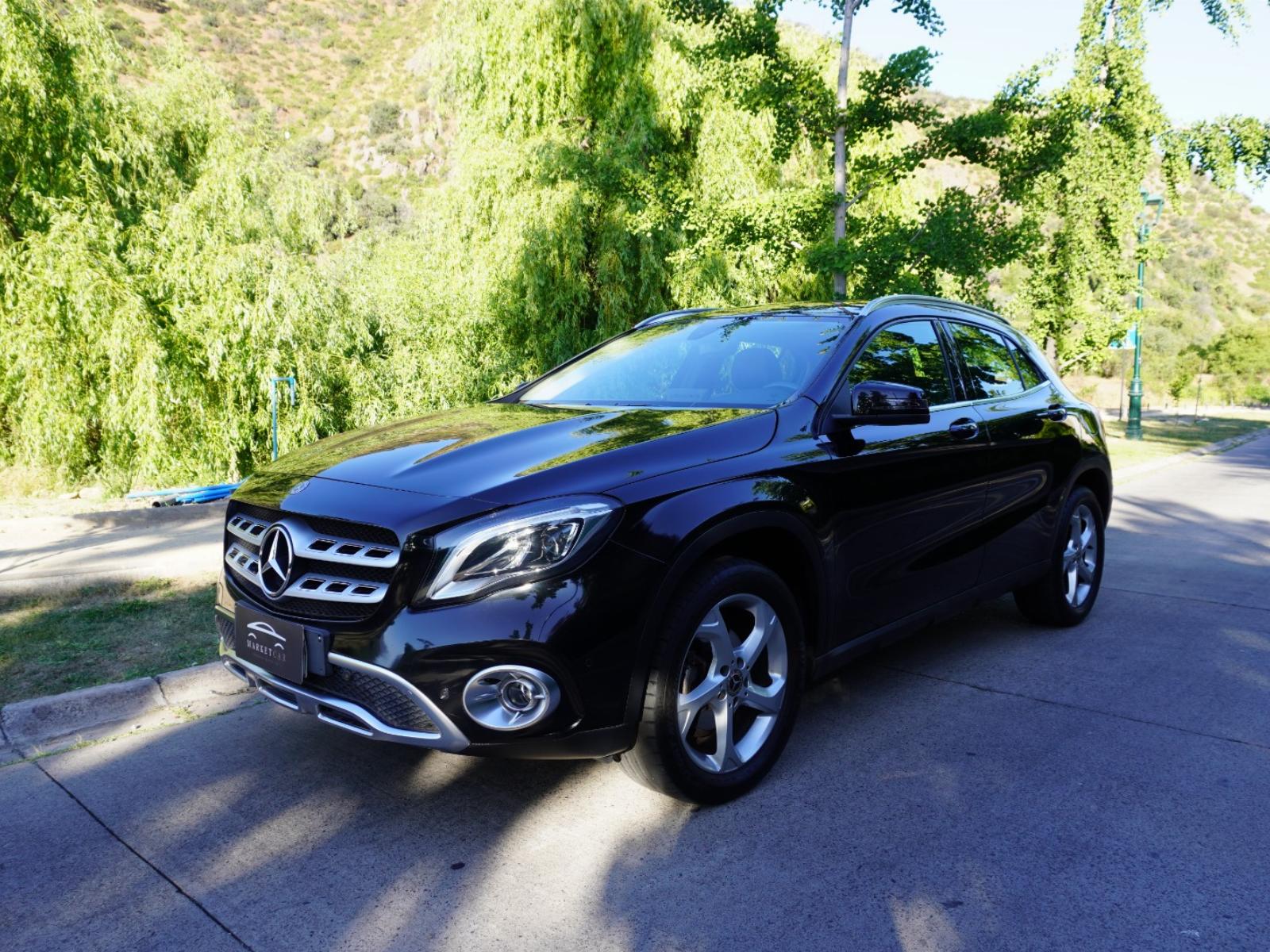 MERCEDES-BENZ GLA 200 Bencina 2018 UNICA DUENA - FULL MOTOR
