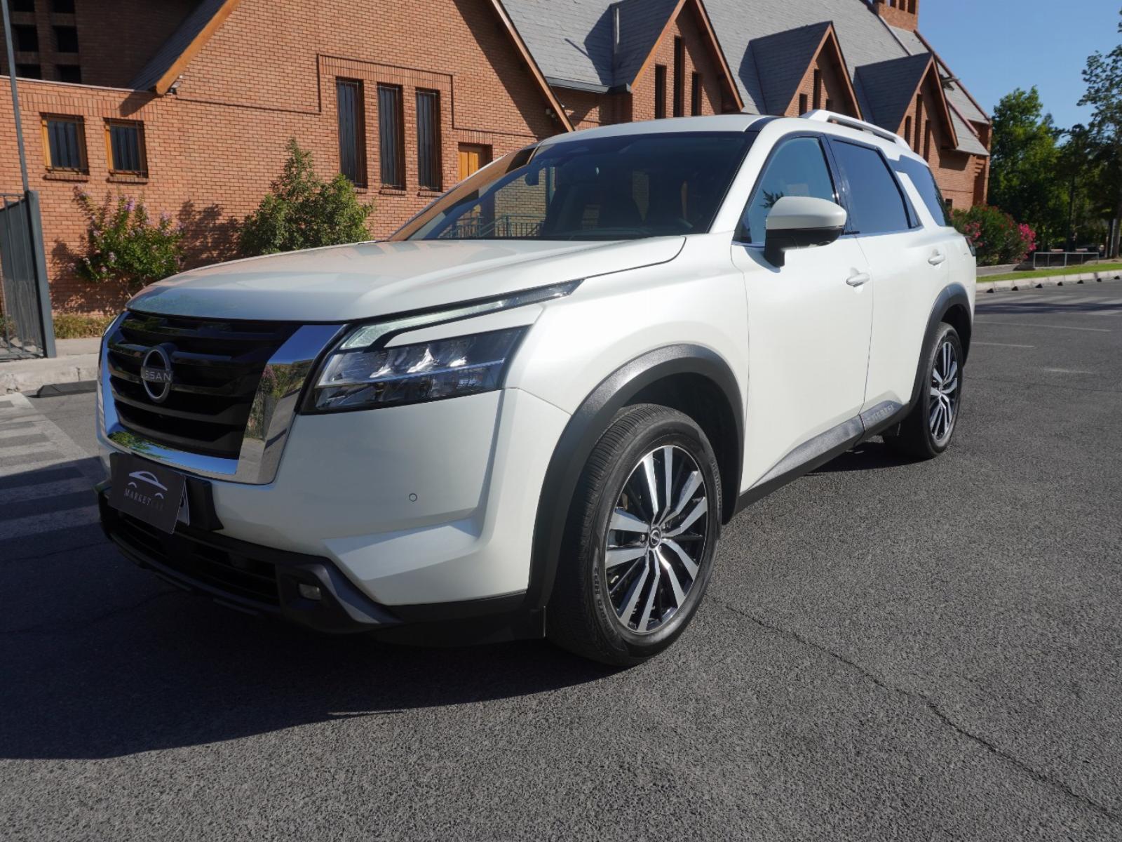 NISSAN PATHFINDER R53 Advance 4x2 2023 UNICO DUEÑO, MANTENCIONES EN LA MARCA - 