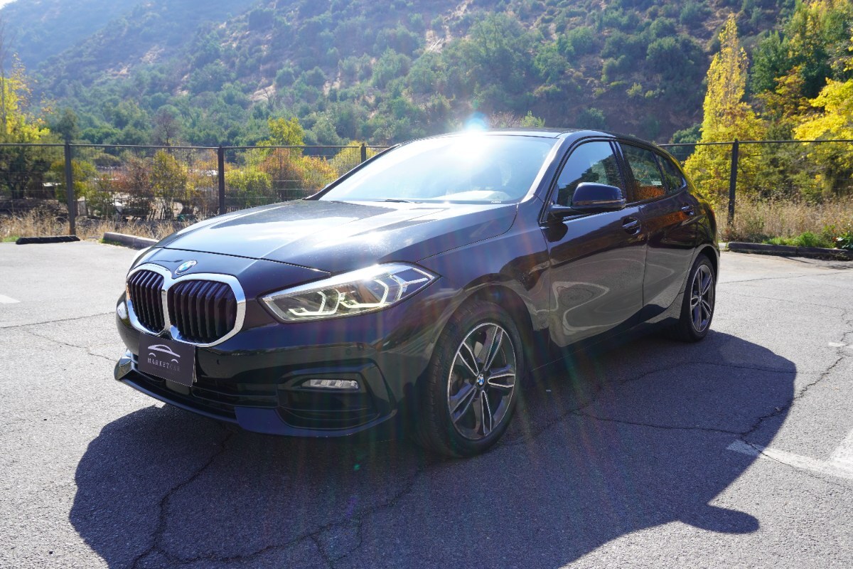 BMW 118 Dynamic 2.0 2021 EXCELENTE ESTADO - FULL MOTOR