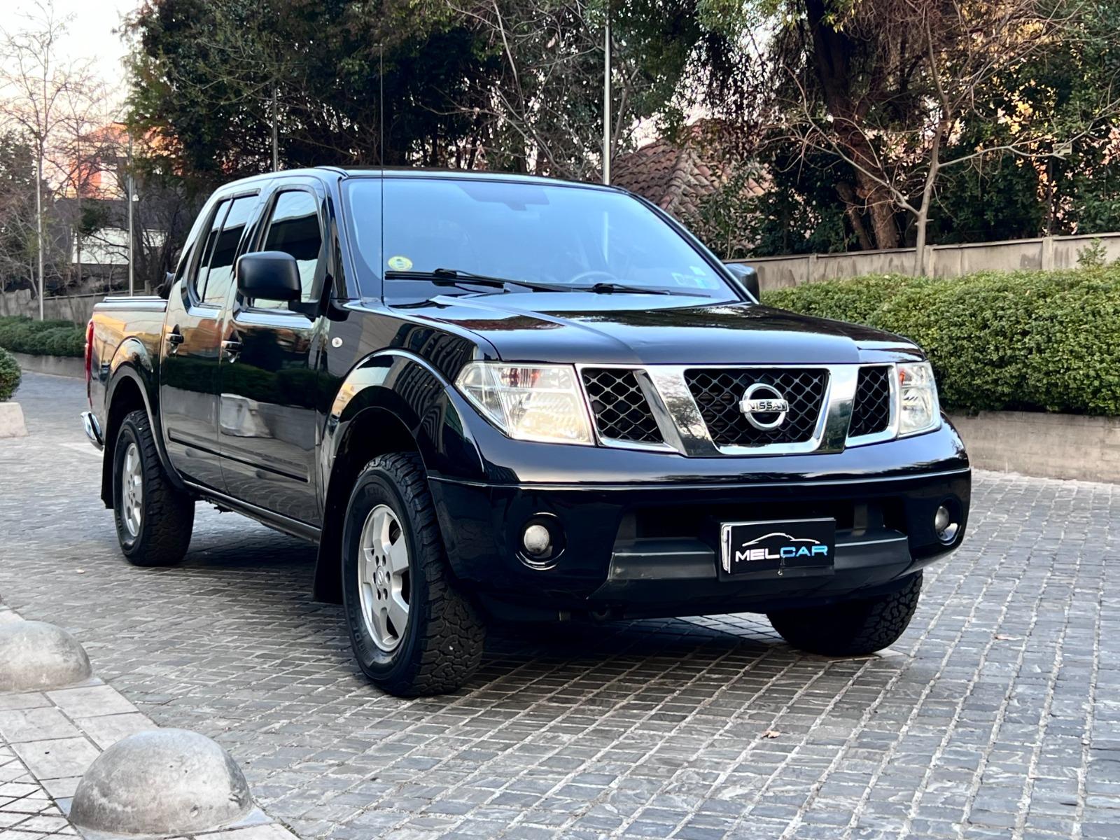 NISSAN NAVARA SE 2.3 MT 4x4 2013 MANTENIMIENTO AL DÍA - FULL MOTOR
