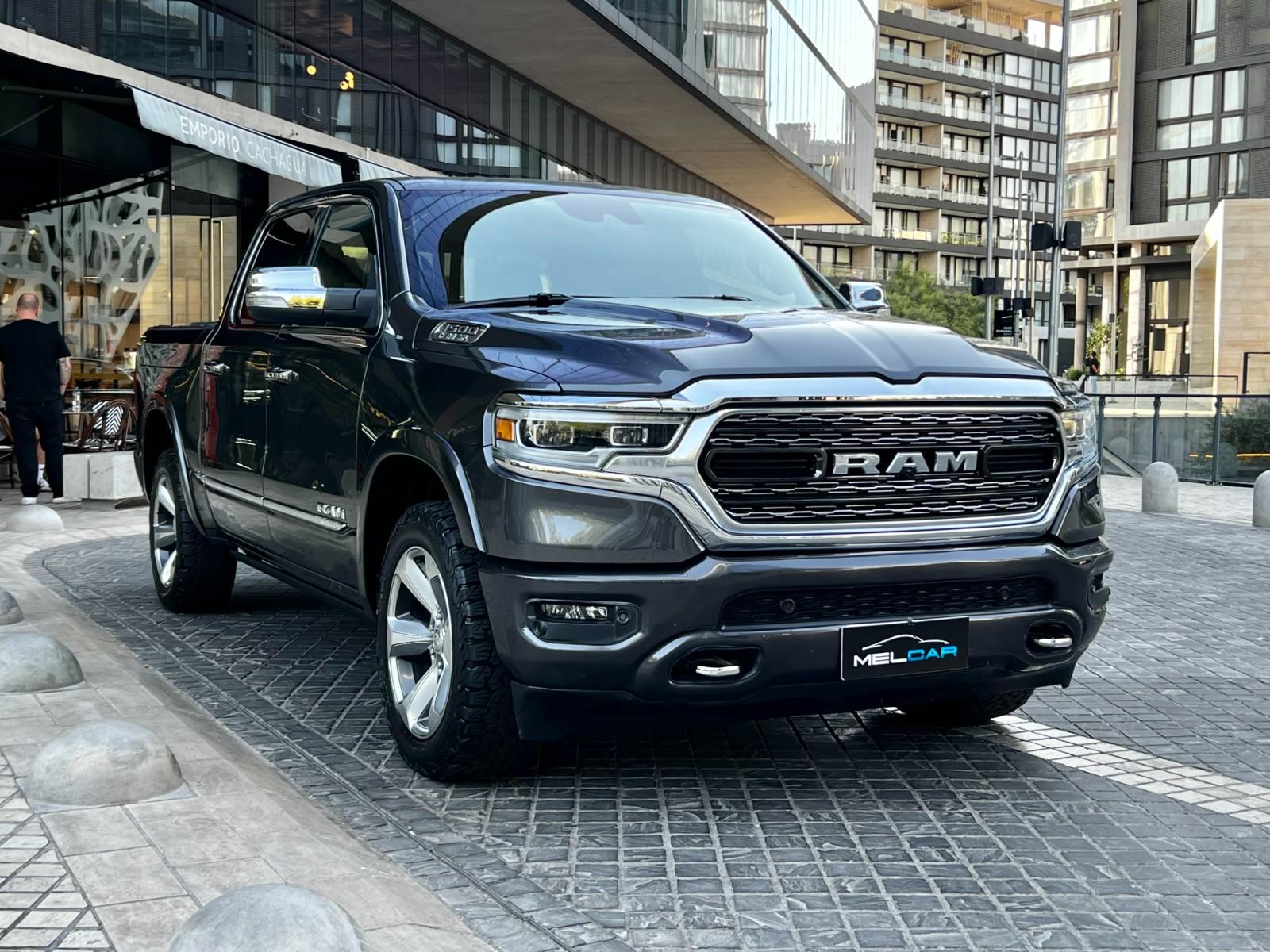 RAM 1500 LIMITED 5.7 HEMI 2021 MANTENIMIENTO AL DÍA - FULL MOTOR