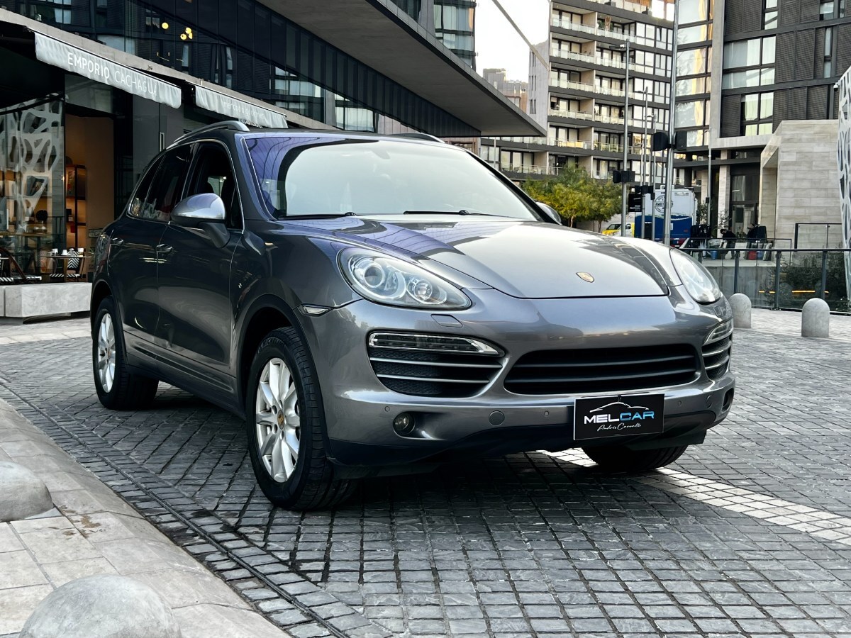 PORSCHE CAYENNE 3.6 V6 TIPTRONIC 2013 MANTENIMIENTO AL DÍA - FULL MOTOR