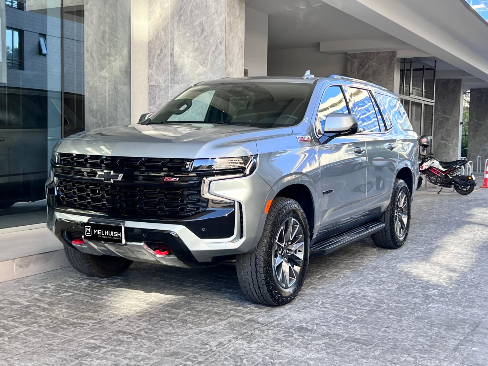 CHEVROLET TAHOE LT Z71 5.3 2024 ÚNICO DUEÑO - 