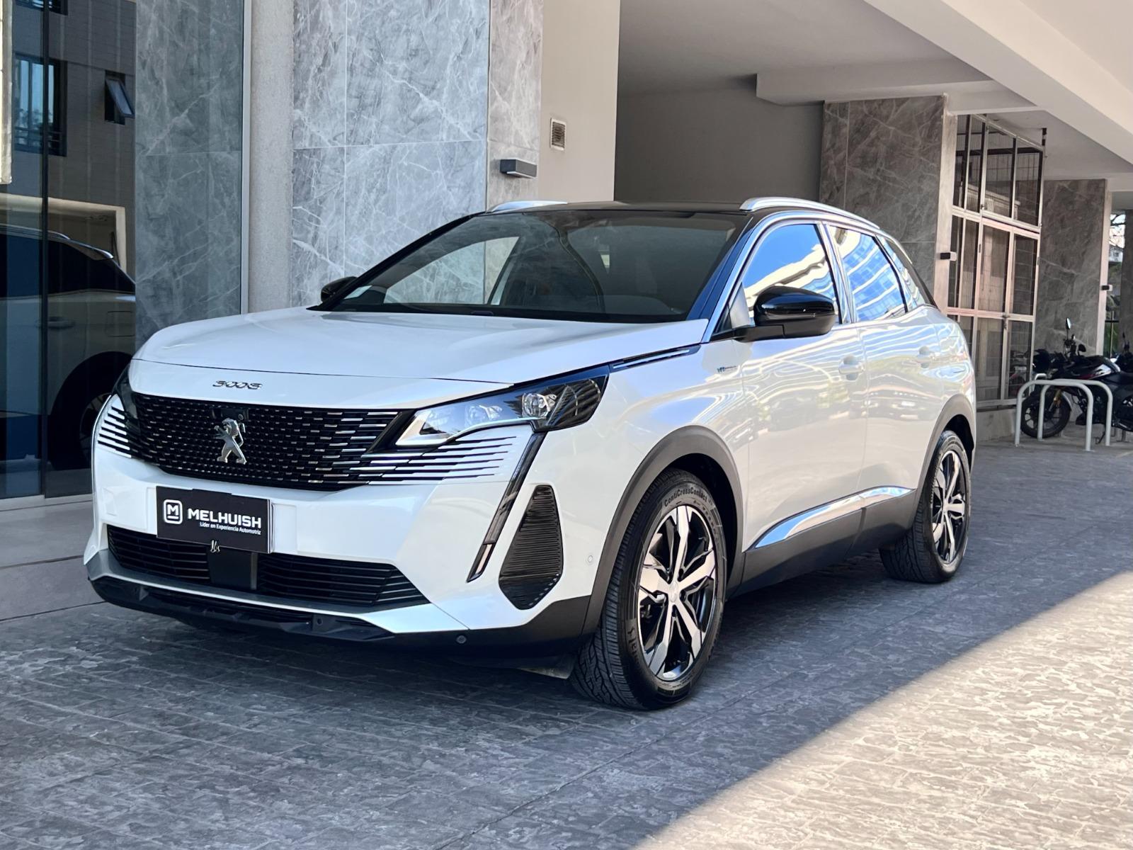 PEUGEOT 3008 GT HYBRID4 300 2024 MANTENIMIENTO EN LA MARCA UN DUEÑO - MELHUISH