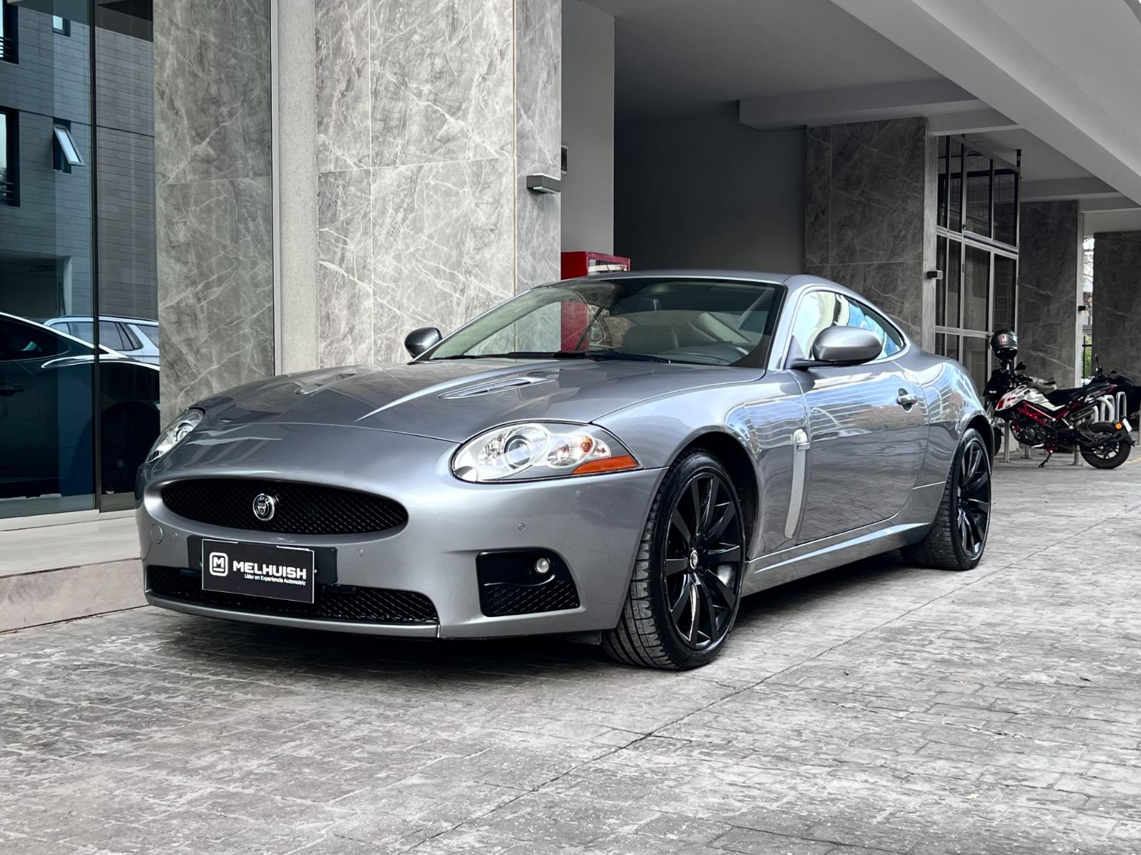 JAGUAR XK R SUPERCHARGED COUPE 4.2 2010  - 