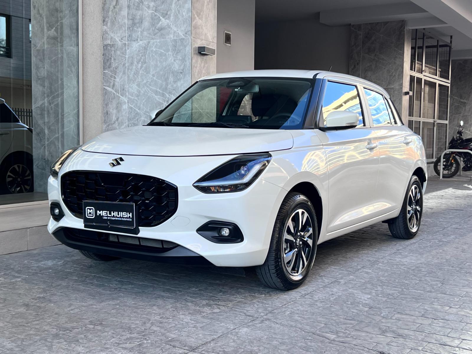 SUZUKI SWIFT GLX 1.2 CVT HÍBRIDO 2025 UN DUEÑO MANTENIMIENTO EN LA MARCA - MELHUISH