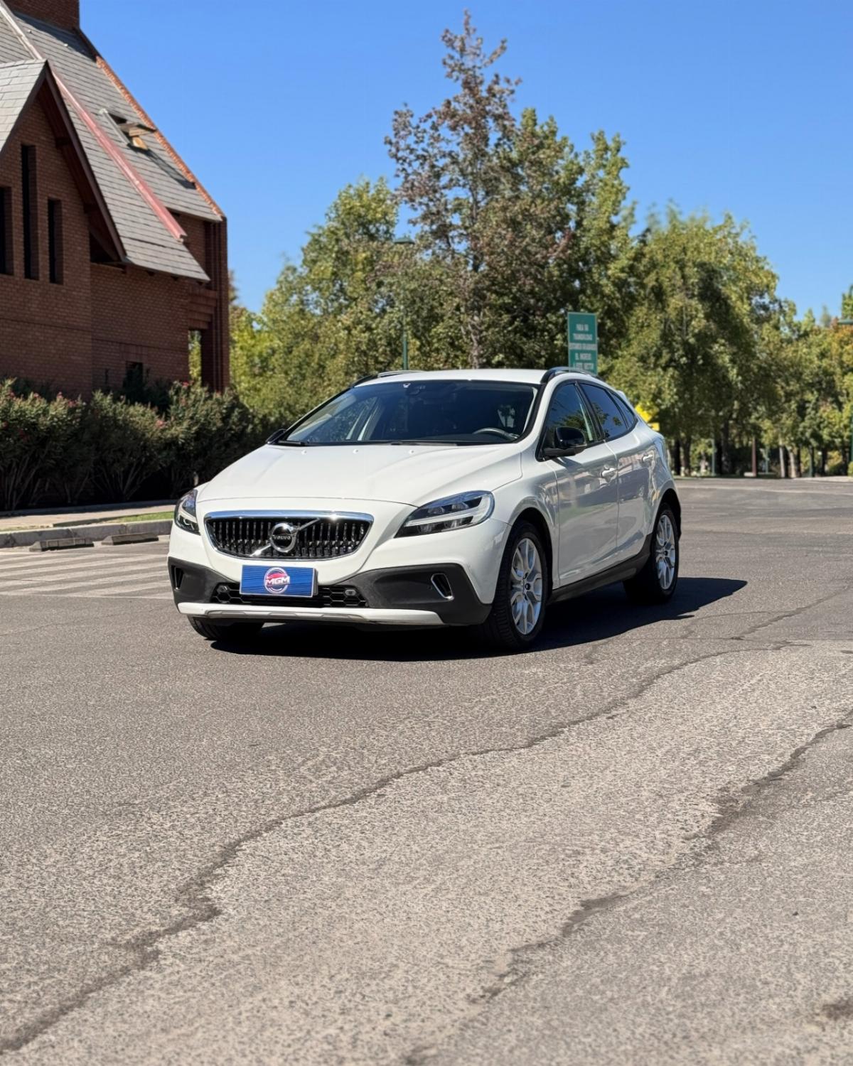 VOLVO V40 Cross Country 2.0 2020  - 