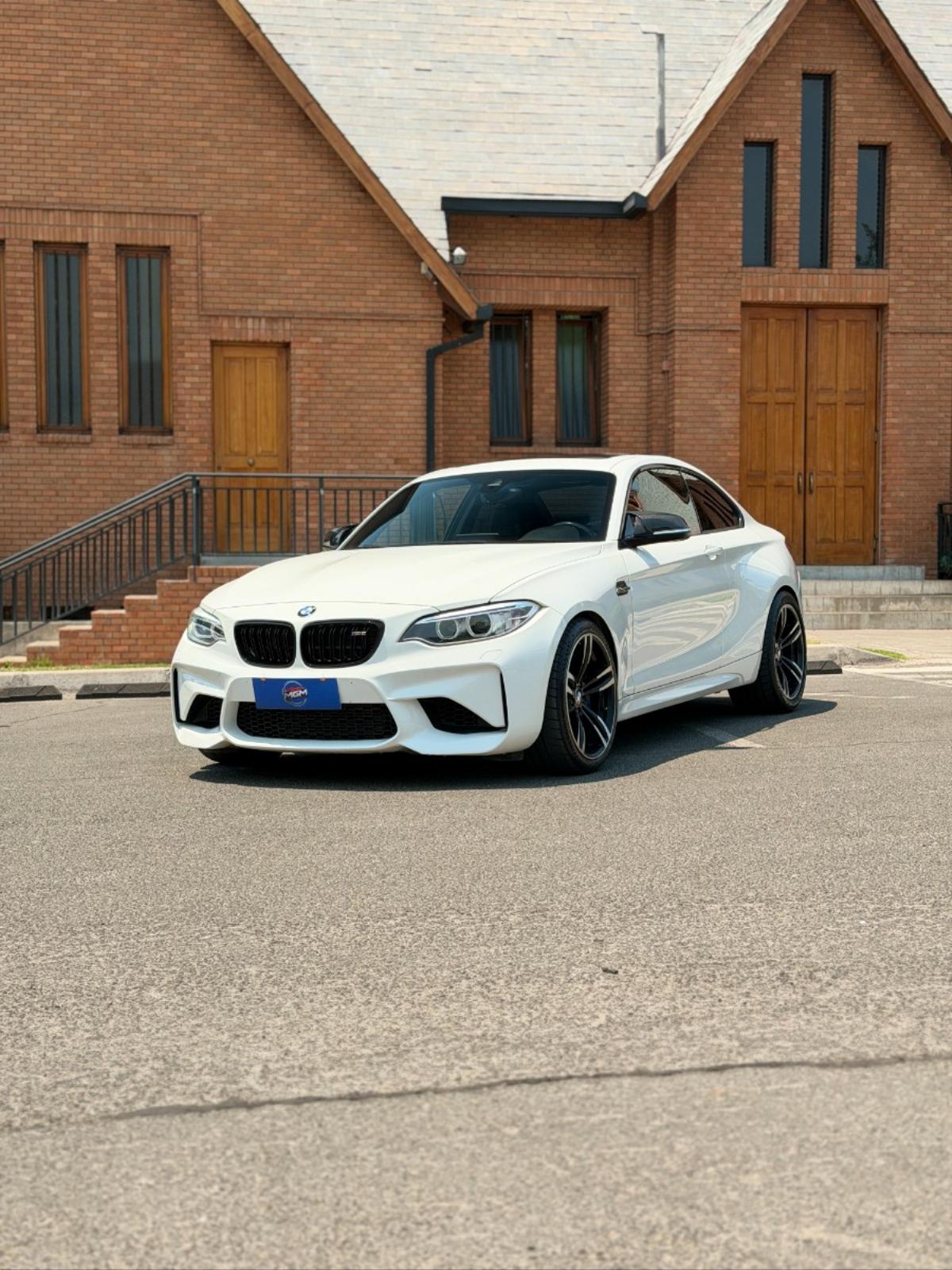 BMW M2 Coupe 2017 - FULL MOTOR