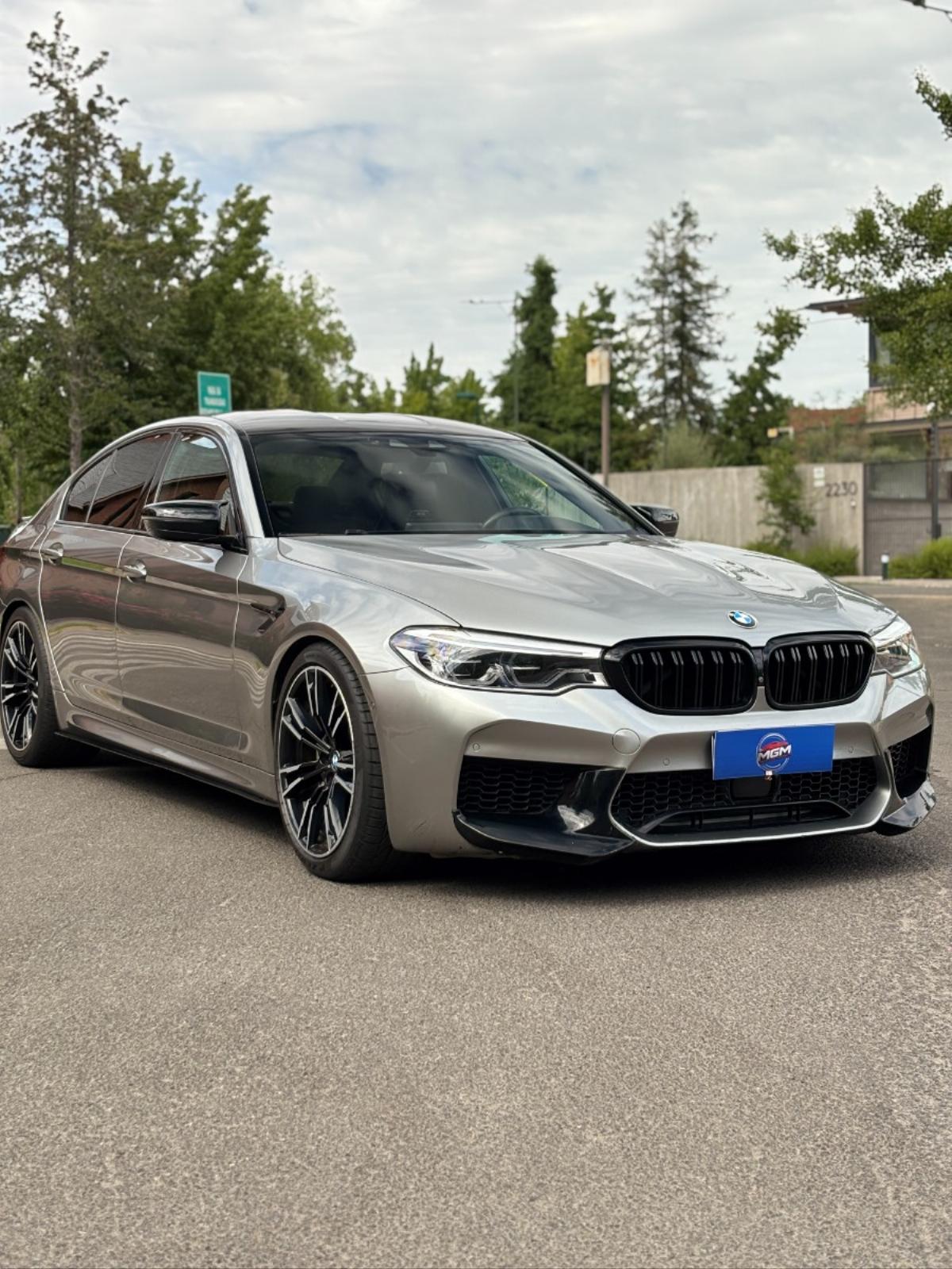 BMW M5 4.4 XDrive A 2020 - FULL MOTOR