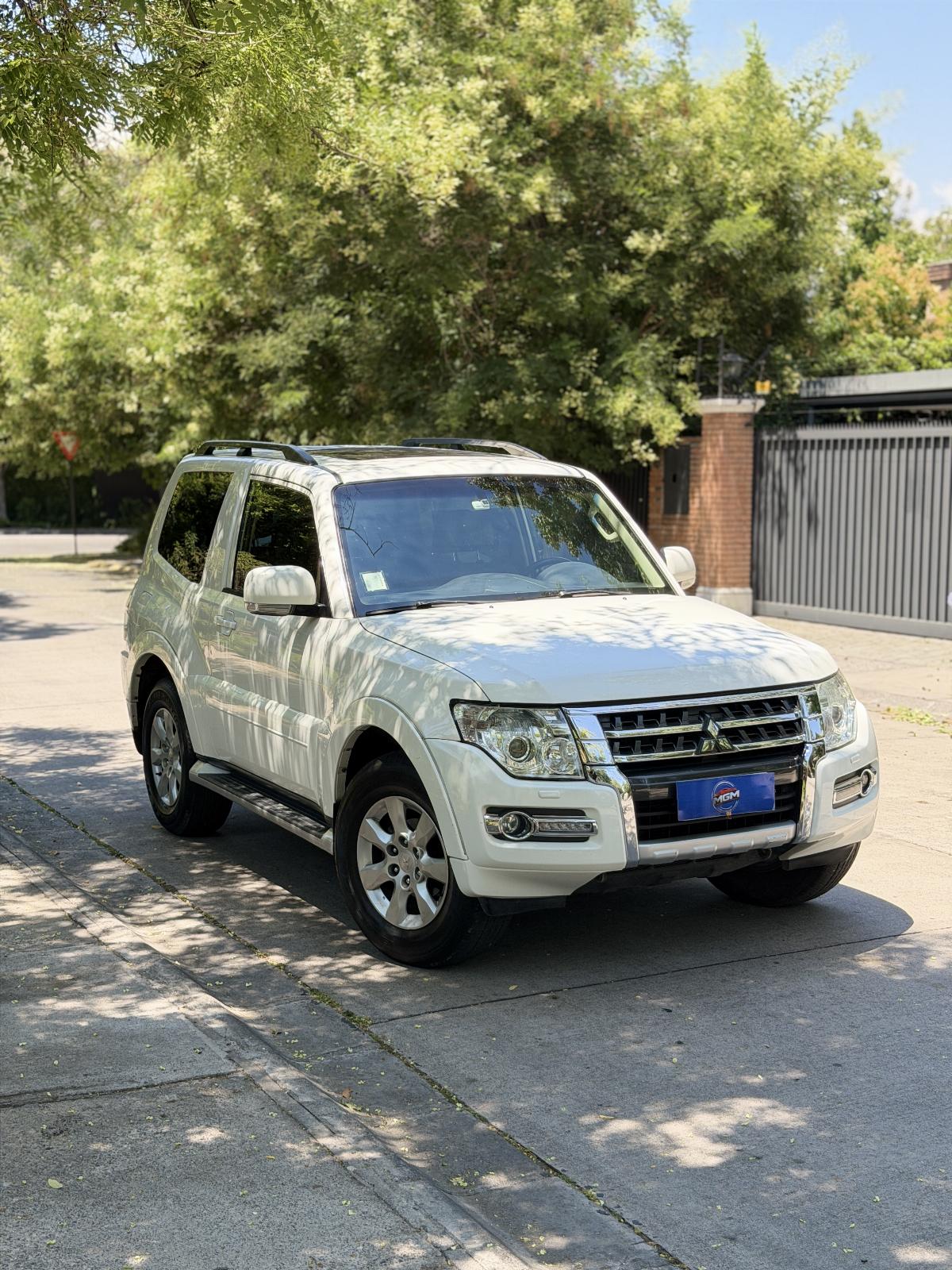 MITSUBISHI MONTERO 3.2C AT DIESEL 2017  - FULL MOTOR