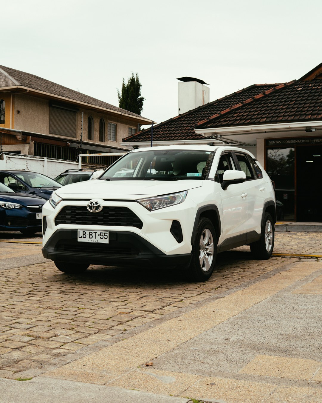 TOYOTA RAV 4 2.0 LE 4X2 CVT AT 2020 - FULL MOTOR