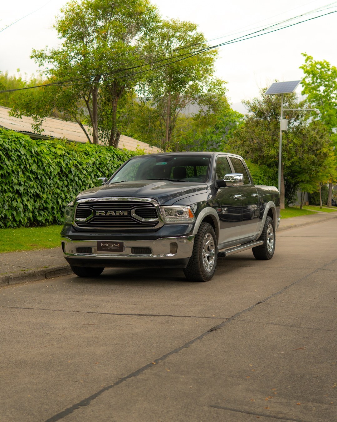 RAM 1500 LARAMIE 4X4 DIESEL 2018 - FULL MOTOR