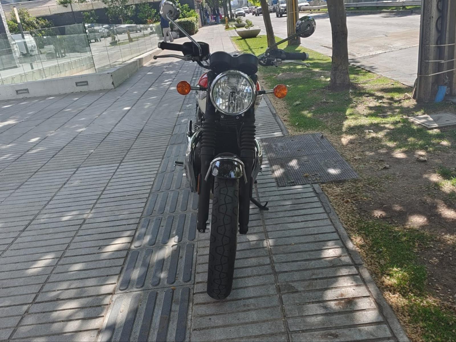 TRIUMPH BONNEVILLE T 100 2020 Excelente Oportunidad - 