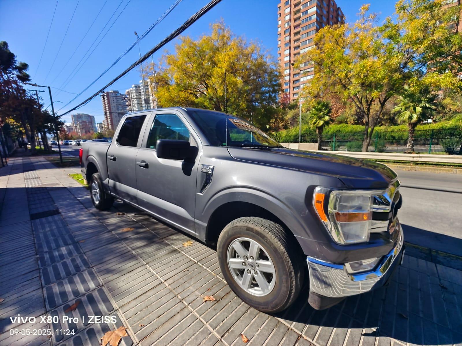 FORD F-150 3.3 XLT Double Cab 2022 Excelente Oportunidad - FULL MOTOR